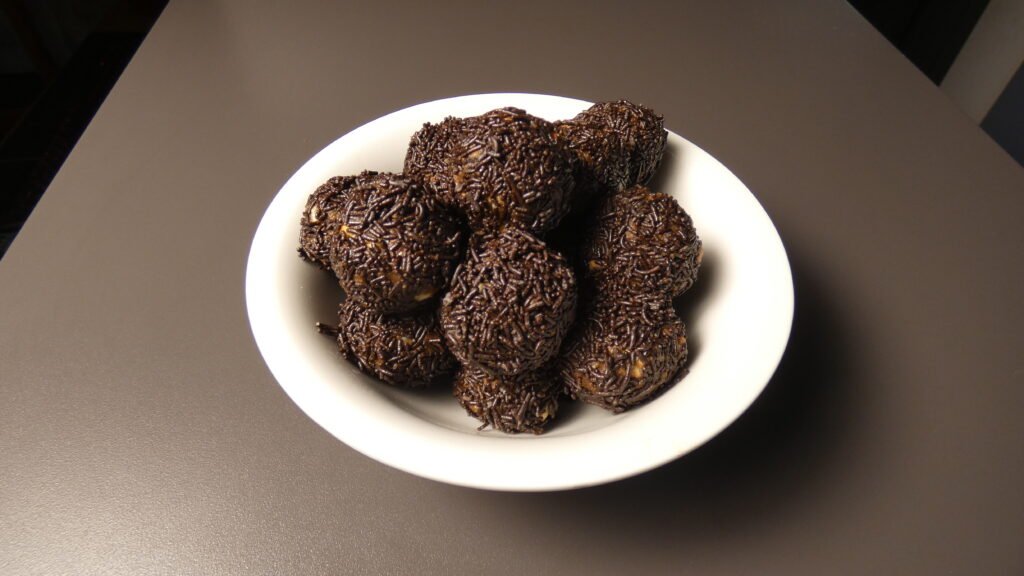 Τα Κλασικά Τρουφάκια που Όλοι Λατρεύουμε – Πανεύκολη Συνταγή | Sia is Cooking