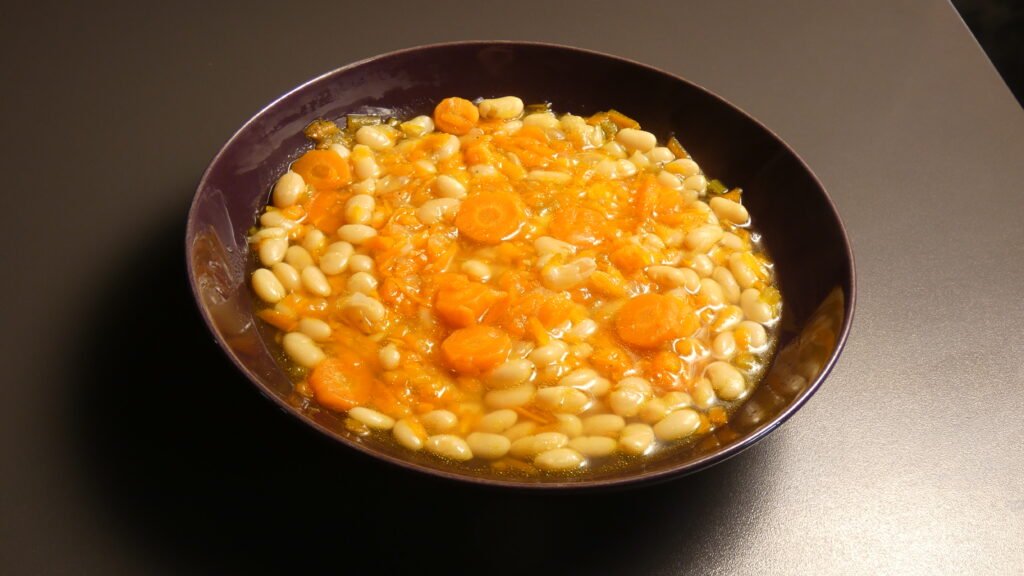 Η Κλασική Ελληνική Φασολάδα – Νηστίσιμη & Πεντανόστιμη | Sia is Cooking