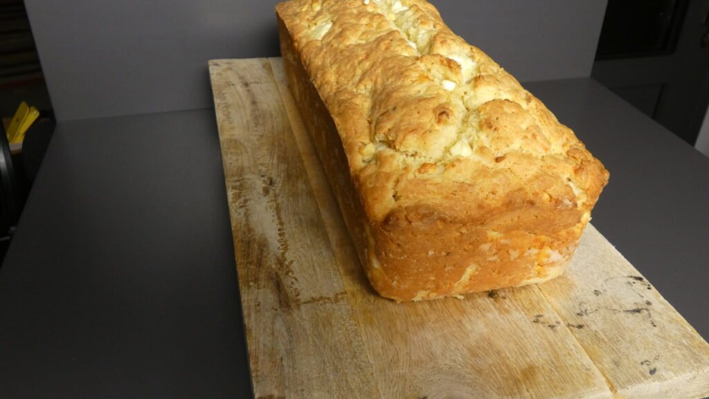 Τυρόψωμο Αφράτο με Φέτα & Γιαούρτι – Εύκολη Σπιτική Συνταγή | Sia is Cooking