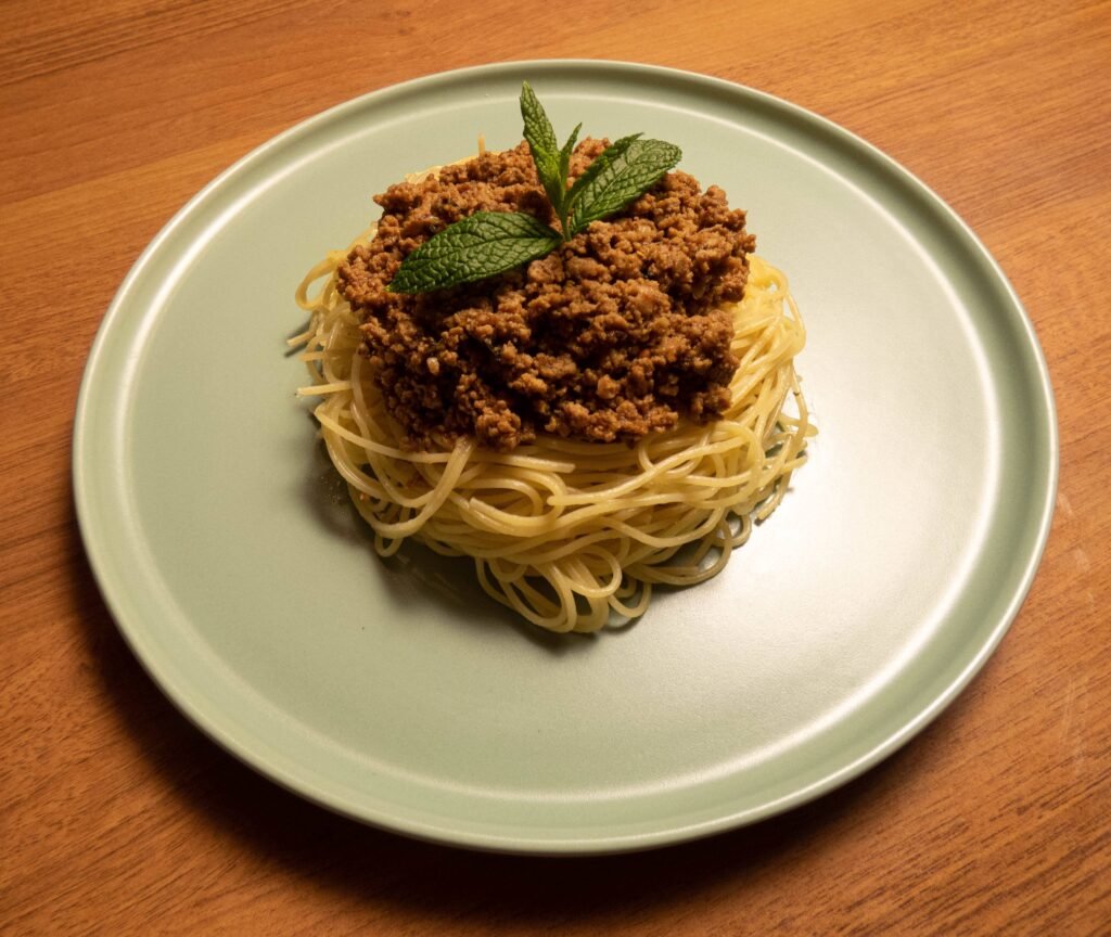 Η συνταγή για τον τέλειο κιμά είναι εδώ! 👌 Ζουμερός, αρωματικός και σωστά δεμένος, ιδανικός για μακαρόνια με κιμά, παστίτσιο, μουσακά ή γεμιστά. | Sia is Cooking