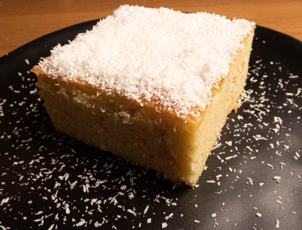 Κέικ Tres Leches: Μαλακό, Σιροπιαστό & Αξέχαστο Γλυκό | Sia is Cooking